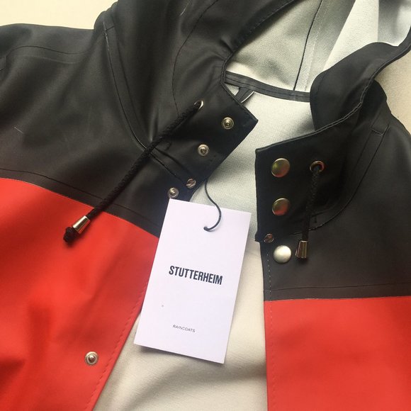 Stutterheim Stockholm Waterproof Hooded Raincoat - Picture 8 of 12